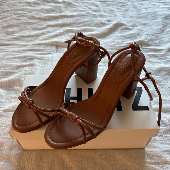 Kate High Block Heels - Picture 2 of 4